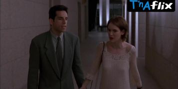 Winona Ryder Sexy Scene  in Reality Bites