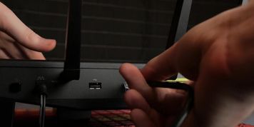 WHY CAN'T OTHER ROUTERS DO THIS?!? - Synology RT2600ac Router (Eva Elfie, Gattouz0 Gattouz0, Lexi Luna)