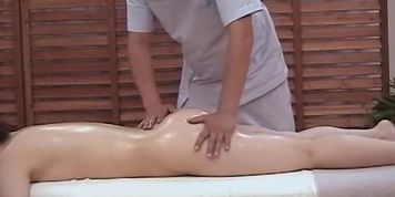 Curvy Japanese gets some fun in voyeur massage video