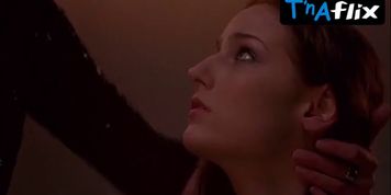 Leelee Sobieski Sexy Scene  in In A Dark Place