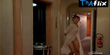 Eva Grimaldi Breasts Scene  in Abbronzatissimi 2 - Un Anno Dopo