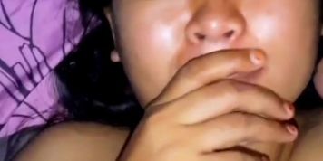Di Paksa Crot Di Wajah Oleh Pacarnya