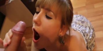 Sexy Girlfriend Swallows Cum - Desert Angel