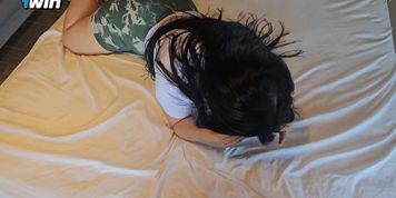 Hijastro consuela a madrastra triste con una gran follada en hermoso paisaje de Bucaramanga