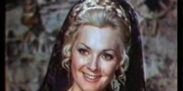 Caterina Alt Breasts Scene  in Alle Dame Del Castello Piace Fare Solo Quello