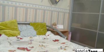 Cute blonde gets her wet pussy filled with cum (Cute Pussy, Foxy Di)