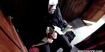 Satine Spark Is Cleansed By The Priest&rsquo;S Big Cock