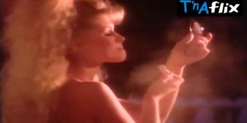Kristi Ducati Lesbian,  Butt Scene  in The Bikini Carwash Company
