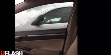 car dickflash for 2 mature women