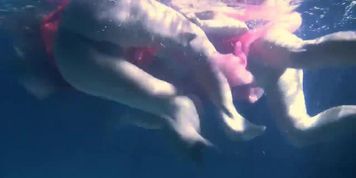 Lilia Mihalkova and Natalia Kupalka underwater lesbians