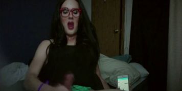 Lexi Sux Plays With 7 inch secret