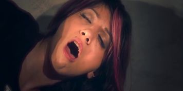Young Latina Loves A Rough Pounding (Julia De Lucia)
