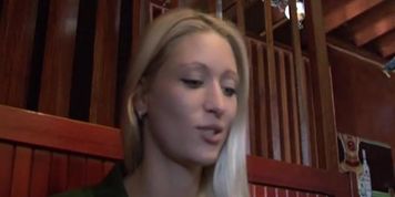 Squirting Waitress