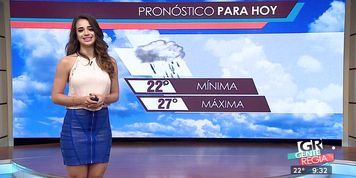 Ana Cecy Gonz&aacute;lez culona en minifalda azul brillante HD