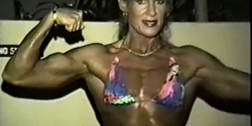 Tami getting pumped before muscle worship part 1/3