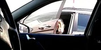 dickflash milf in car and cumshot