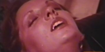 Peepshow Loops 367 70's and 80's - Scene 6 (Isis Taylor)