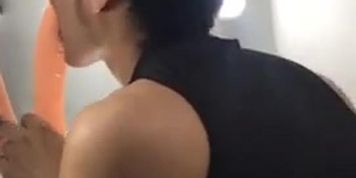mira como me encanta estar desnudo en camara