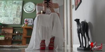 Innocent Blonde Beauty Angel Solo in Purple Heels - Amateur 4K Virgin Squatting (Angel The Dreamgirl)