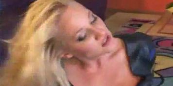 Femdom facesitting and smothering