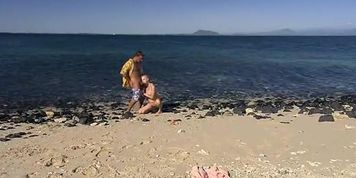 Madagascar Sex Resort (Tarra White)