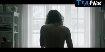 Rifka Lodeizen Sexy Scene  in Disappearance