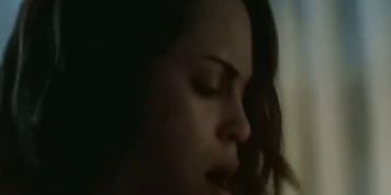 Gia Crovatin & Monica Raymund Lesbian Sex Scene (Looped)