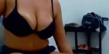 WOW What A Nice Healthy Pair Of Fun See How She Works It PLAYHOTCAM