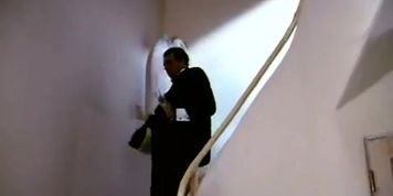 Spice Williams Sexy Scene  in The Naked Truth