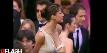 Oops - Celeb Titty Pops Out