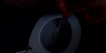 Solo male piss