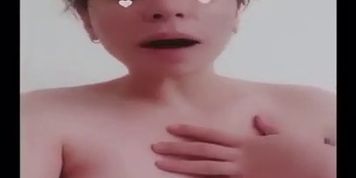 Iraqi woman show her big tits on snapchat