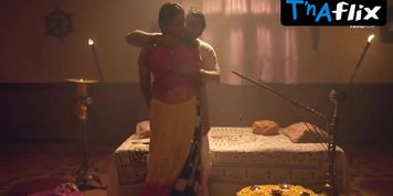 Payal Patil Sexy Scene  in Tere Jaisa Yaar Kaha