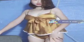 Vietnam Cute Women Wear Babydoll Sexy Dance Bigo Live