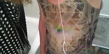 Playing w/My Nipple Peeing & Vaping