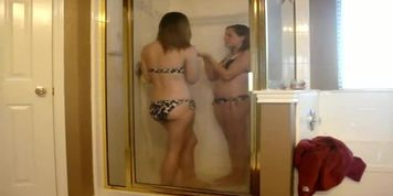 bikini shower babes