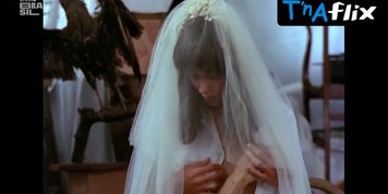 Cristina Ache Breasts Scene  in Os Sete Gatinhos