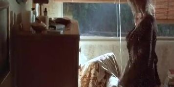 Kelly Lynch Butt Scene  in Homegrown