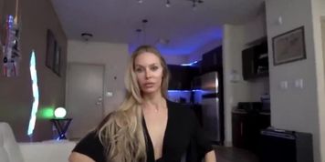Friend&rsquo;s Wife Loves Cheating (Nicole Aniston)