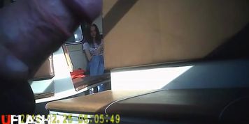 Dickflash in Train