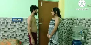 New naveli hot bhabhi ne chupke se dewar ji ka land liya (Desi Hot, Sexy bhabhi)