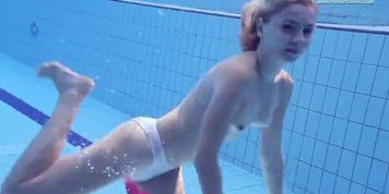 Elena Proklova underwater mermaid in pink dress