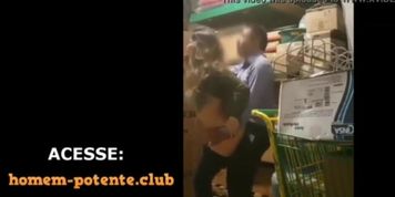 Gerente comendo funcion&aacute;ria gostosa (Peneloppe Ferre)