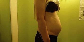 Girl Inflates Her Belly in Public (Air Inflation)