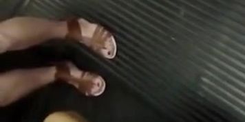 Public Feet 62