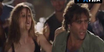 Laetitia Casta Sexy Scene  in Una Donna Per Amica