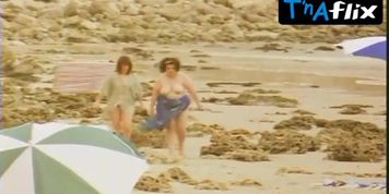 Tracy Korsten Breasts Scene  in Maslin Beach