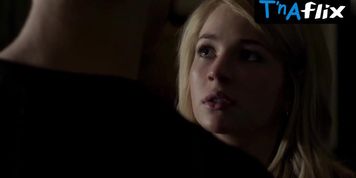 Britt Robertson Sexy Scene  in The Secret Circle