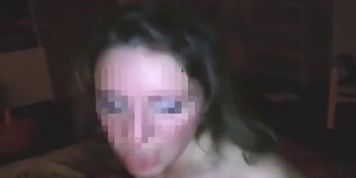 Meine Frau wird fremdgefickt und stoehnt dabei in die Kamera