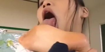 tickle